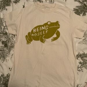 Molly Ann Bishop frog tee, small